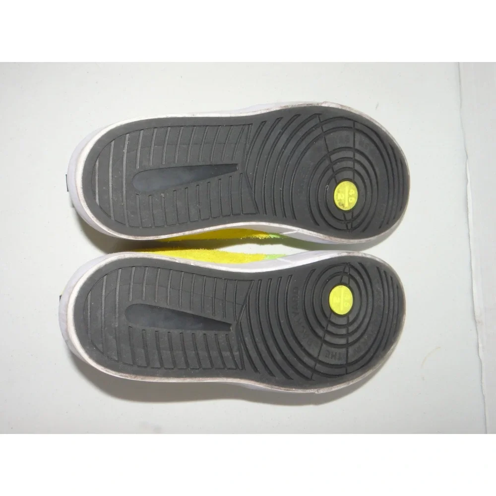 Jordan Series .03 Dear 90s Mens 10.5 Neon Grn Yellow Leopard DJ0420-700 Sneaker